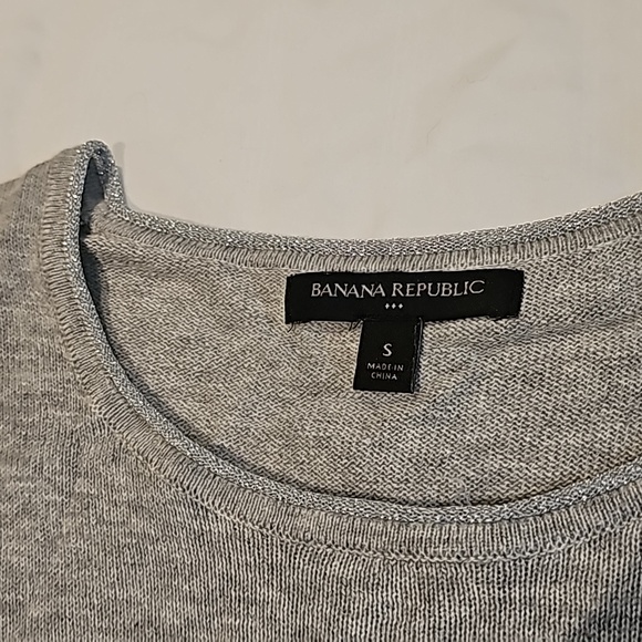 Grey banana Republic sweater - Picture 3 of 4